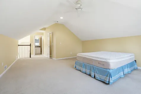 9 Pebble Beach Drive Bedford NH 03110