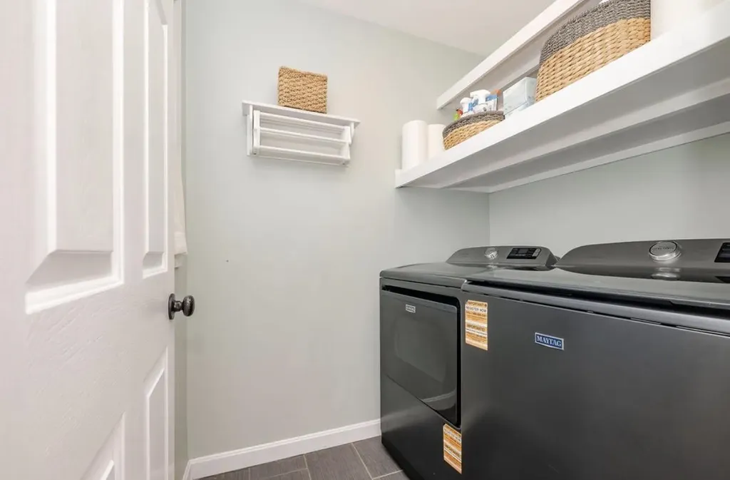 37 Ezras Way Dover NH 03820