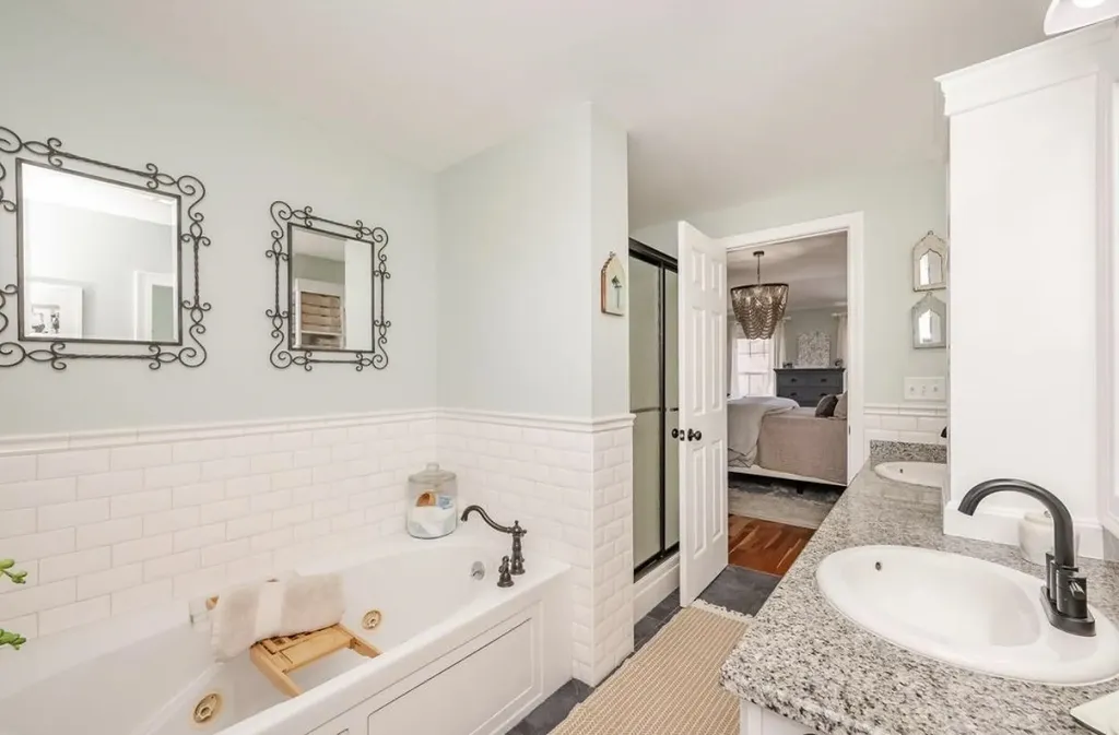 37 Ezras Way Dover NH 03820