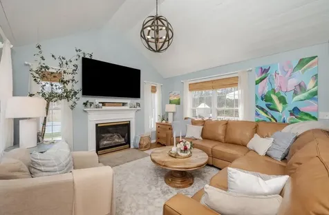 37 Ezras Way Dover NH 03820