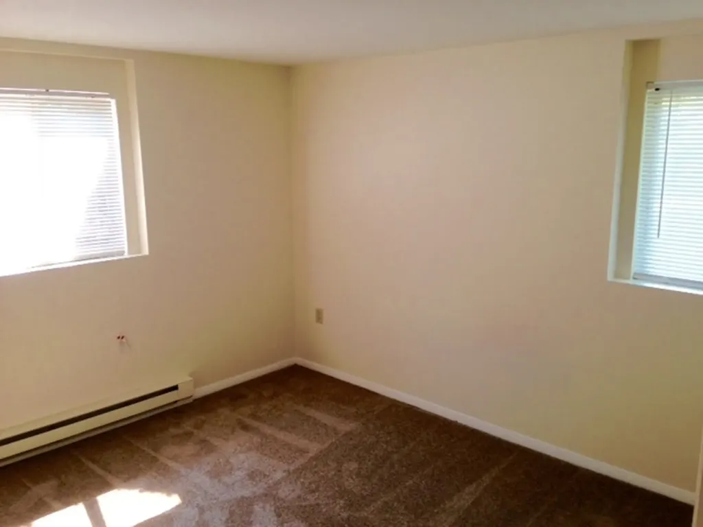 93 West Street Milford NH 03055