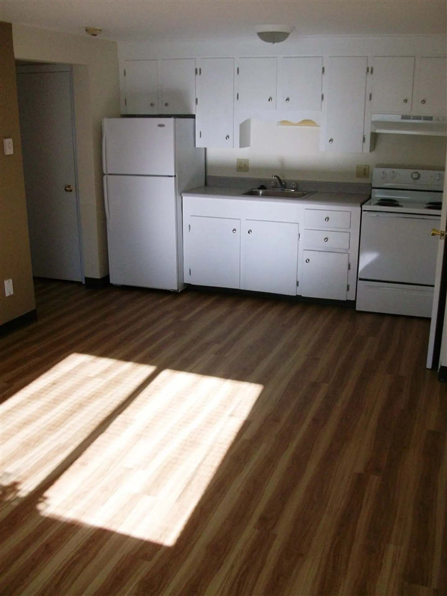 93 West Street Milford NH 03055