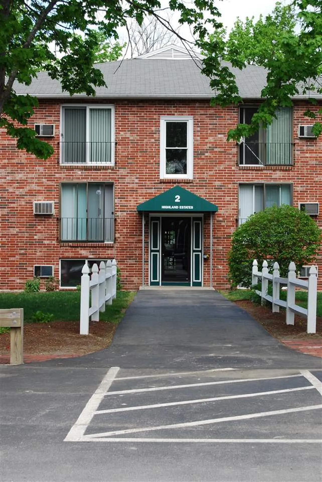 93 West Street Milford NH 03055