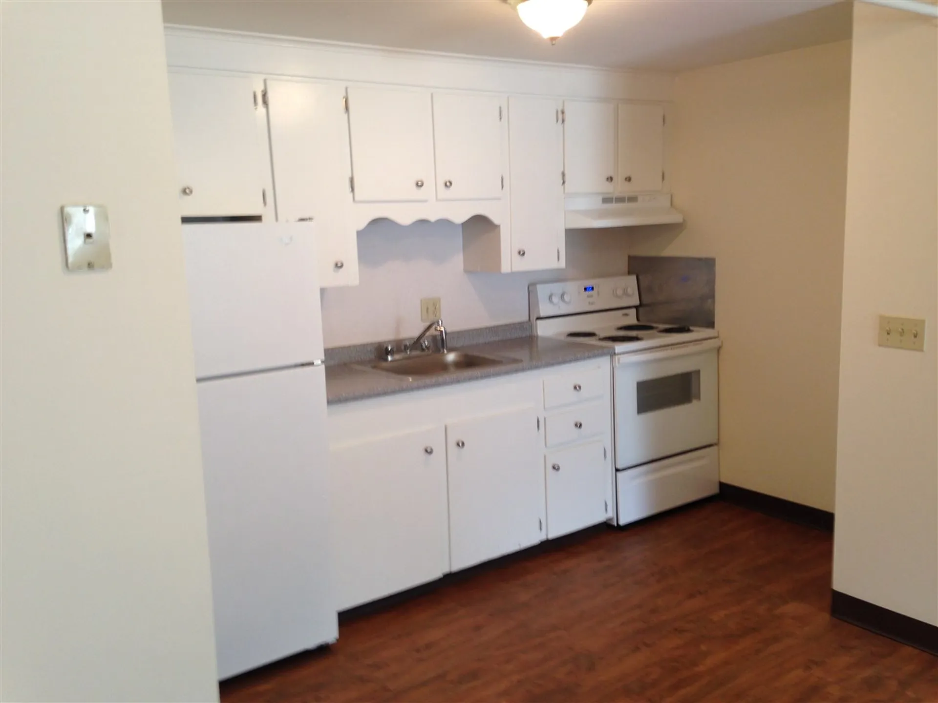 93 West Street Milford NH 03055
