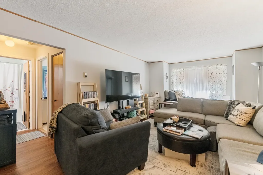 37 Alice Drive Concord NH 03303