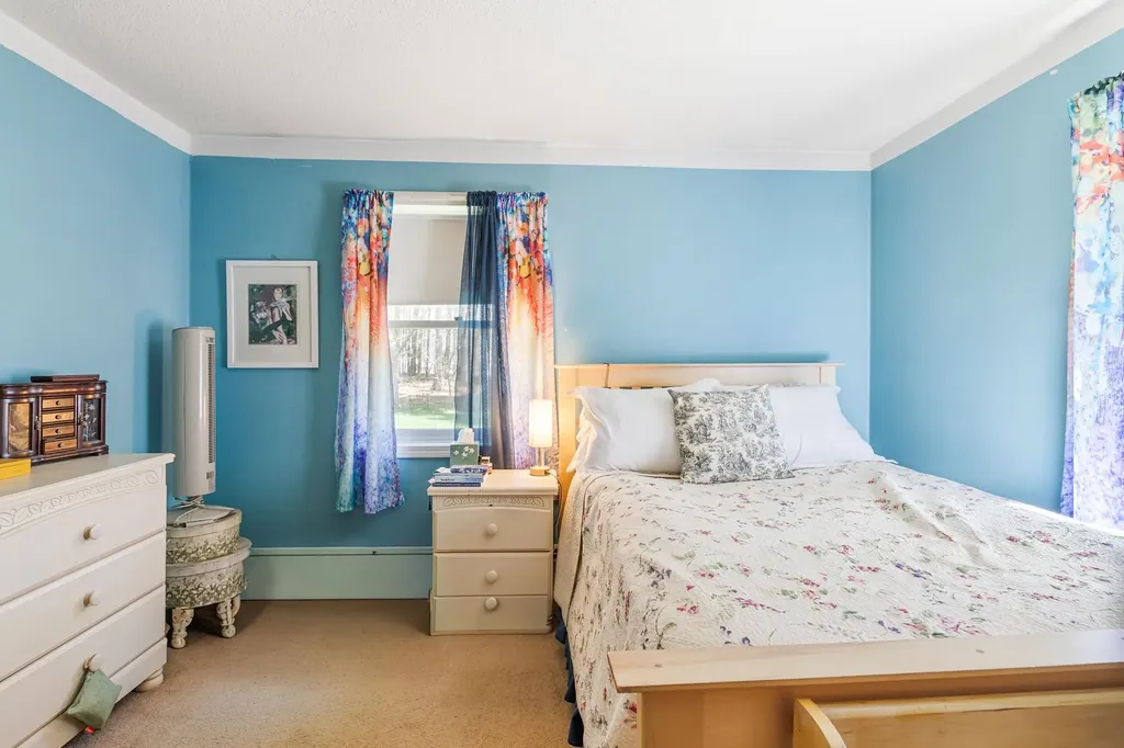 37 Alice Drive Concord NH 03303