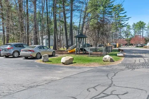37 Alice Drive Concord NH 03303