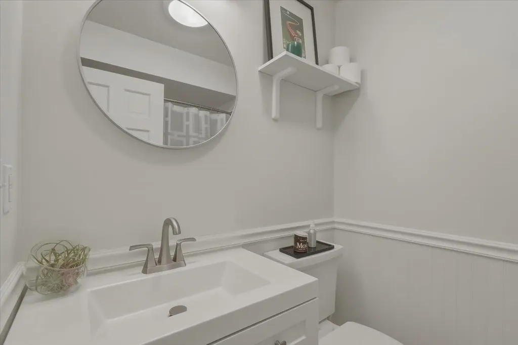 11 Scotsdale Road South Burlington VT 05403