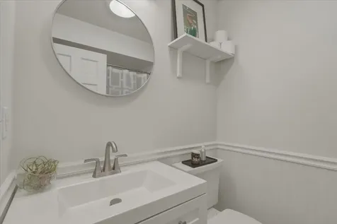 11 Scotsdale Road South Burlington VT 05403