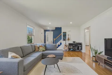 11 Scotsdale Road South Burlington VT 05403