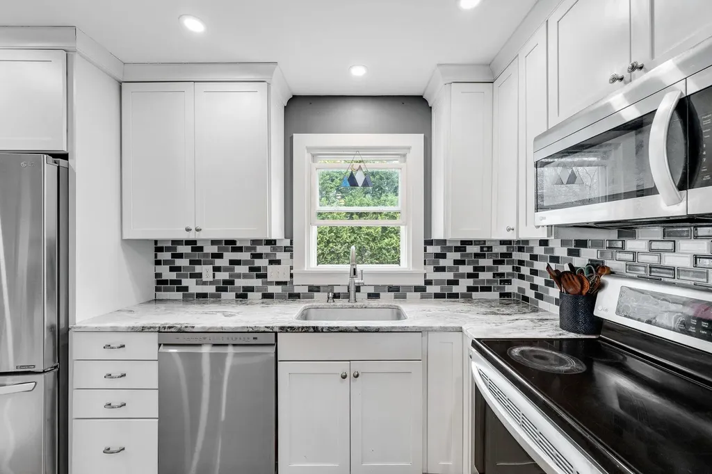 4 Lafayette Drive Jericho VT 05465
