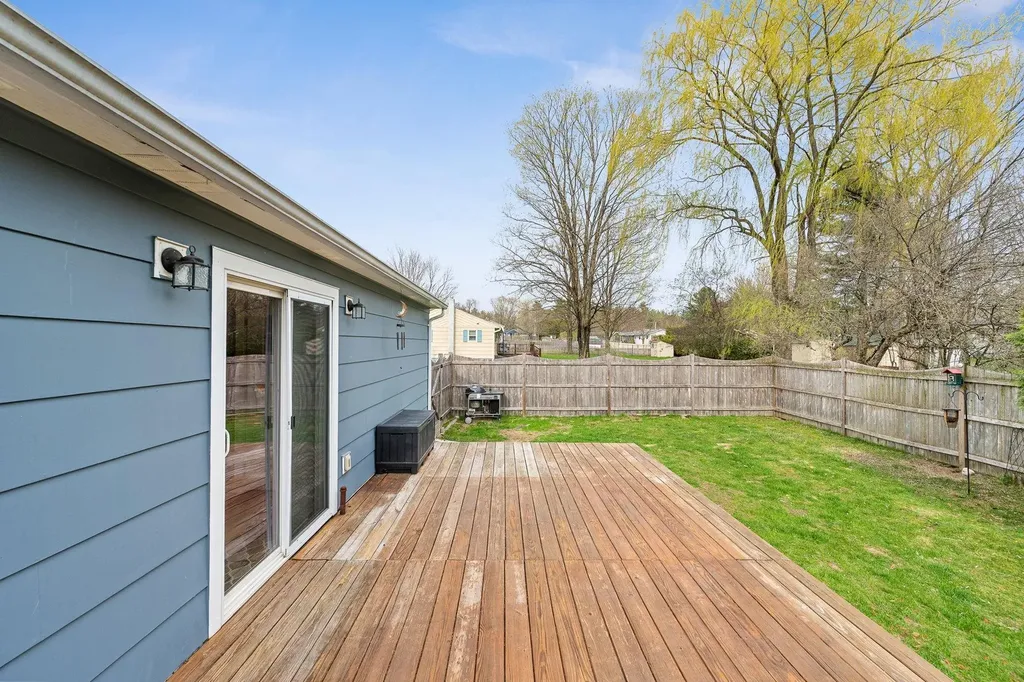 4 Lafayette Drive Jericho VT 05465