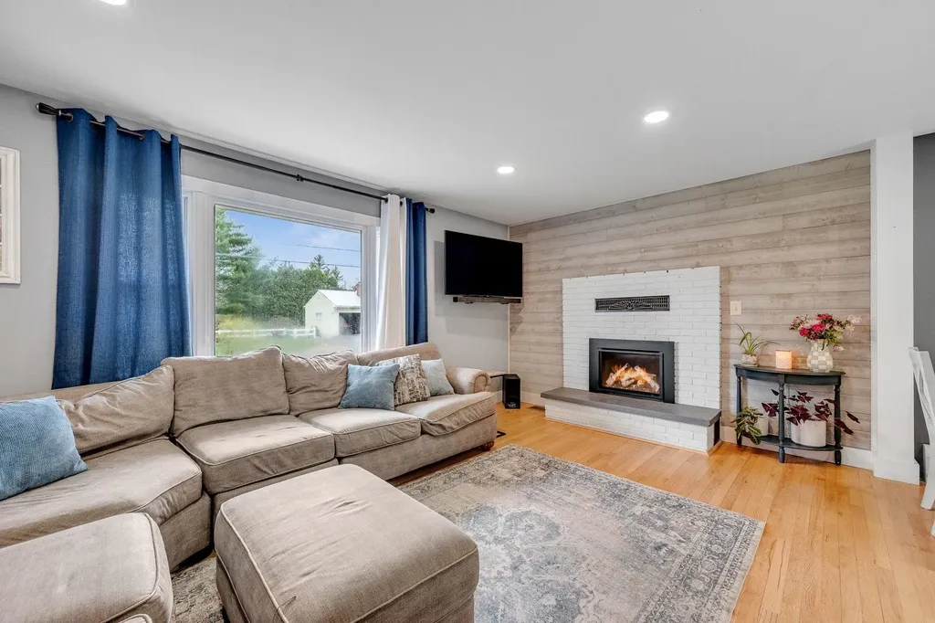 4 Lafayette Drive Jericho VT 05465
