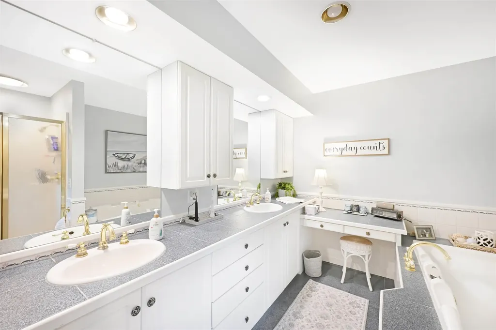 15 Ridgewood Terrace Barre Town VT 05641