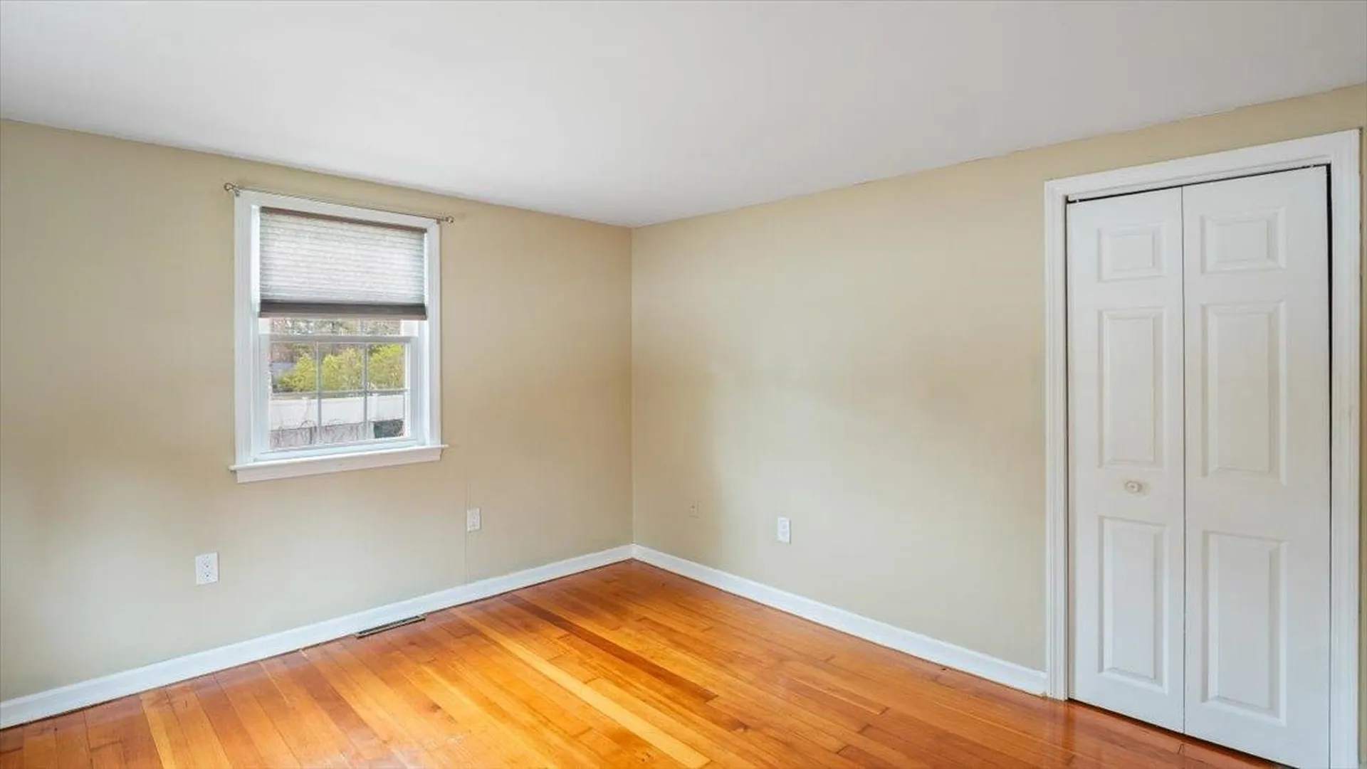7 Westerdale Avenue Salem NH 03079