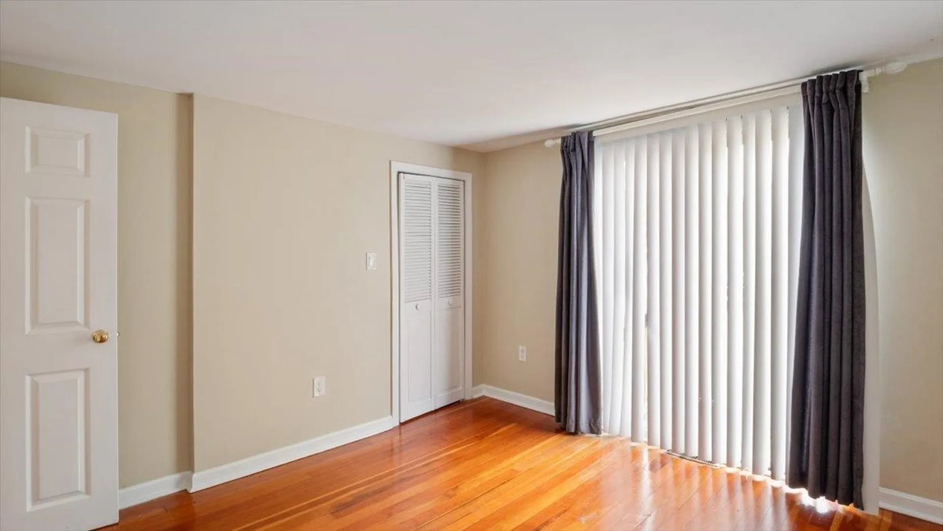 7 Westerdale Avenue Salem NH 03079