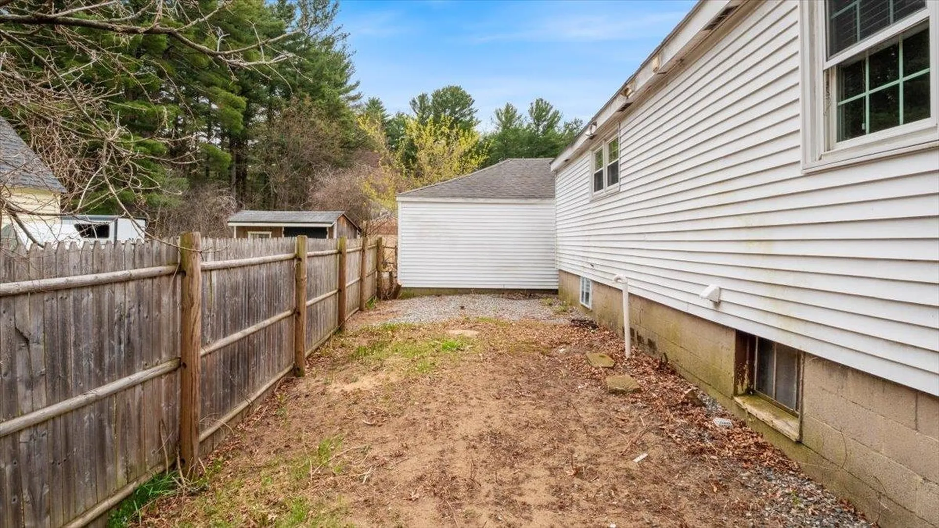 7 Westerdale Avenue Salem NH 03079
