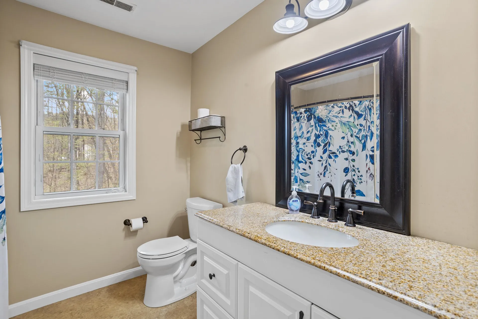 2 Scottie Way Amherst NH 03031