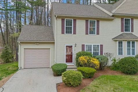 2 Scottie Way Amherst NH 03031