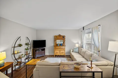 2 Scottie Way Amherst NH 03031
