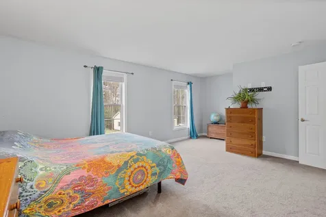 2 Scottie Way Amherst NH 03031