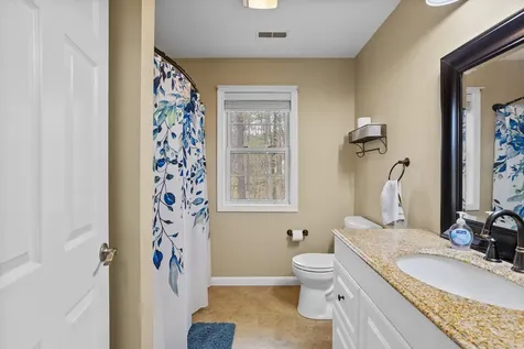 2 Scottie Way Amherst NH 03031