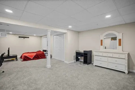 2 Scottie Way Amherst NH 03031