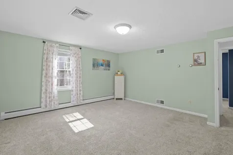 16 Timmins Road Bow NH 03304