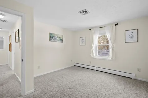 16 Timmins Road Bow NH 03304