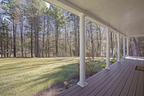 16 Timmins Road Bow NH 03304