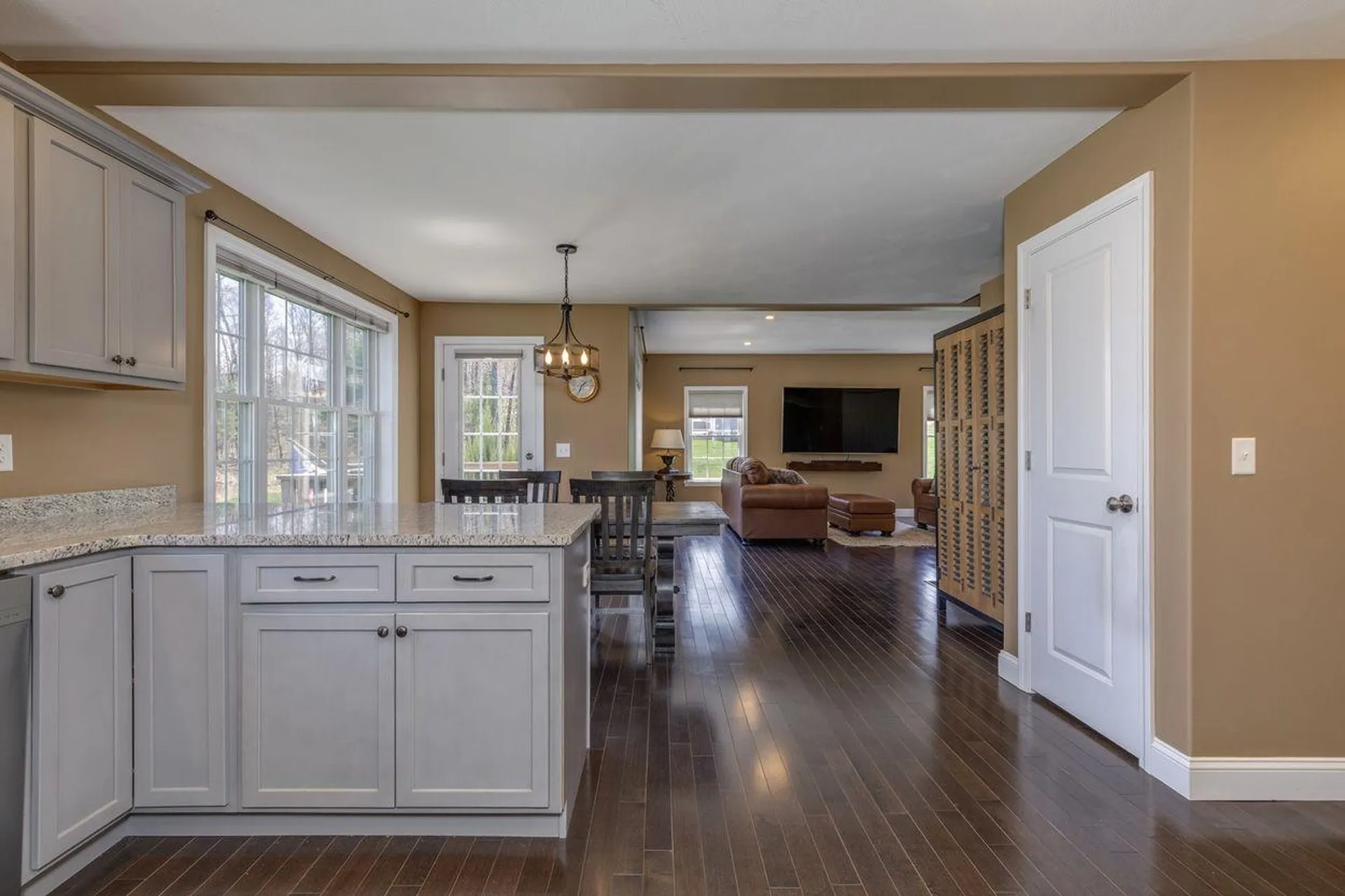 29 Churchill Drive Hooksett NH 03106