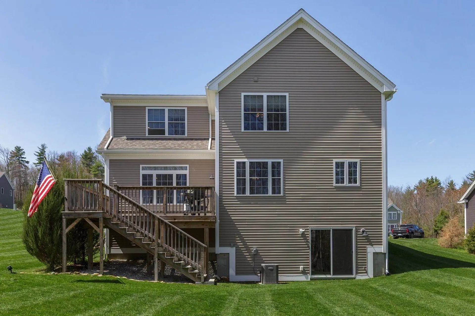 29 Churchill Drive Hooksett NH 03106
