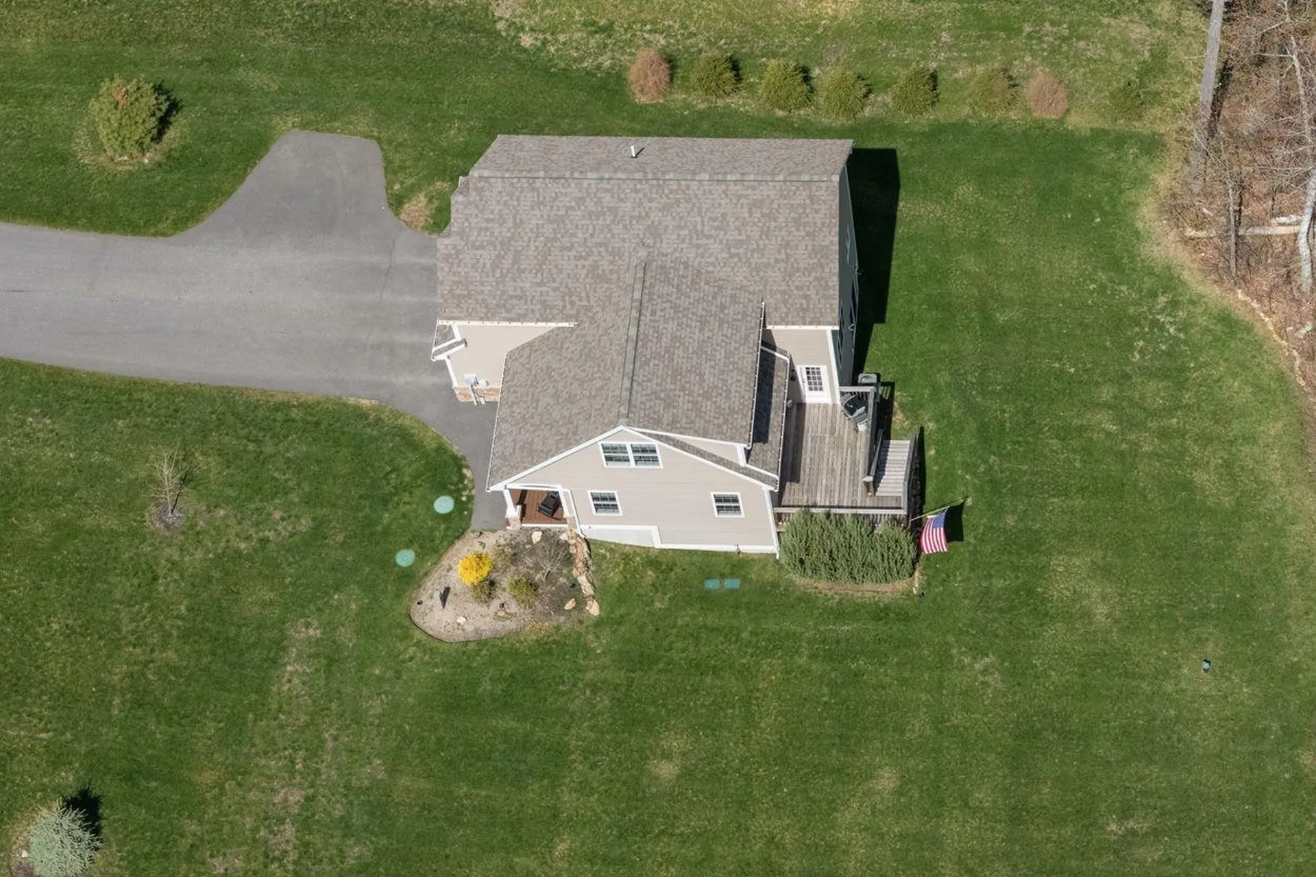 29 Churchill Drive Hooksett NH 03106