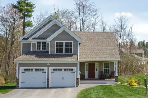 29 Churchill Drive Hooksett NH 03106