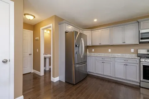 29 Churchill Drive Hooksett NH 03106