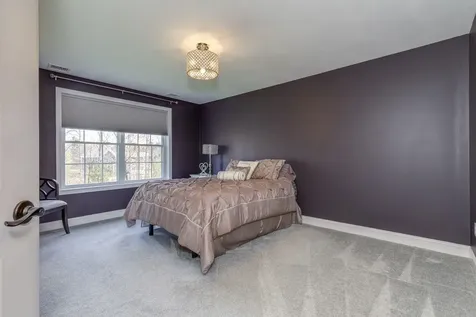 29 Churchill Drive Hooksett NH 03106