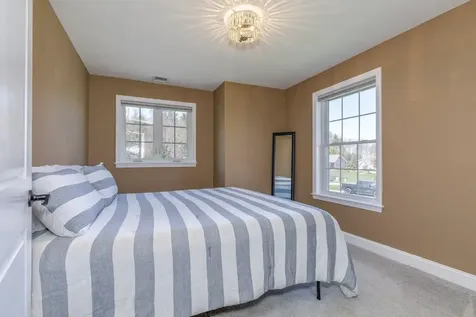 29 Churchill Drive Hooksett NH 03106