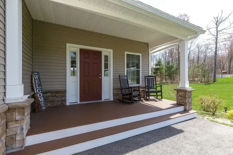 29 Churchill Drive Hooksett NH 03106
