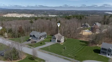29 Churchill Drive Hooksett NH 03106