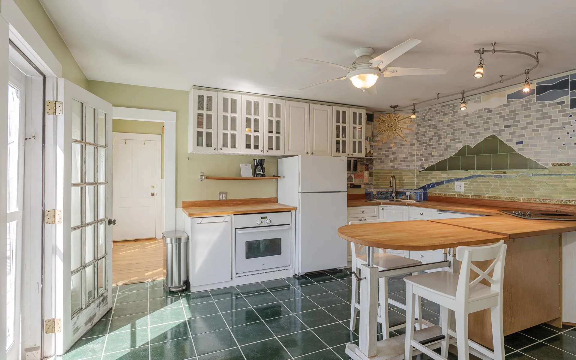 84 Elm Street Keene NH 03431
