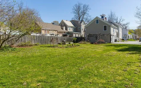 84 Elm Street Keene NH 03431