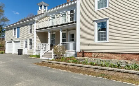 84 Elm Street Keene NH 03431