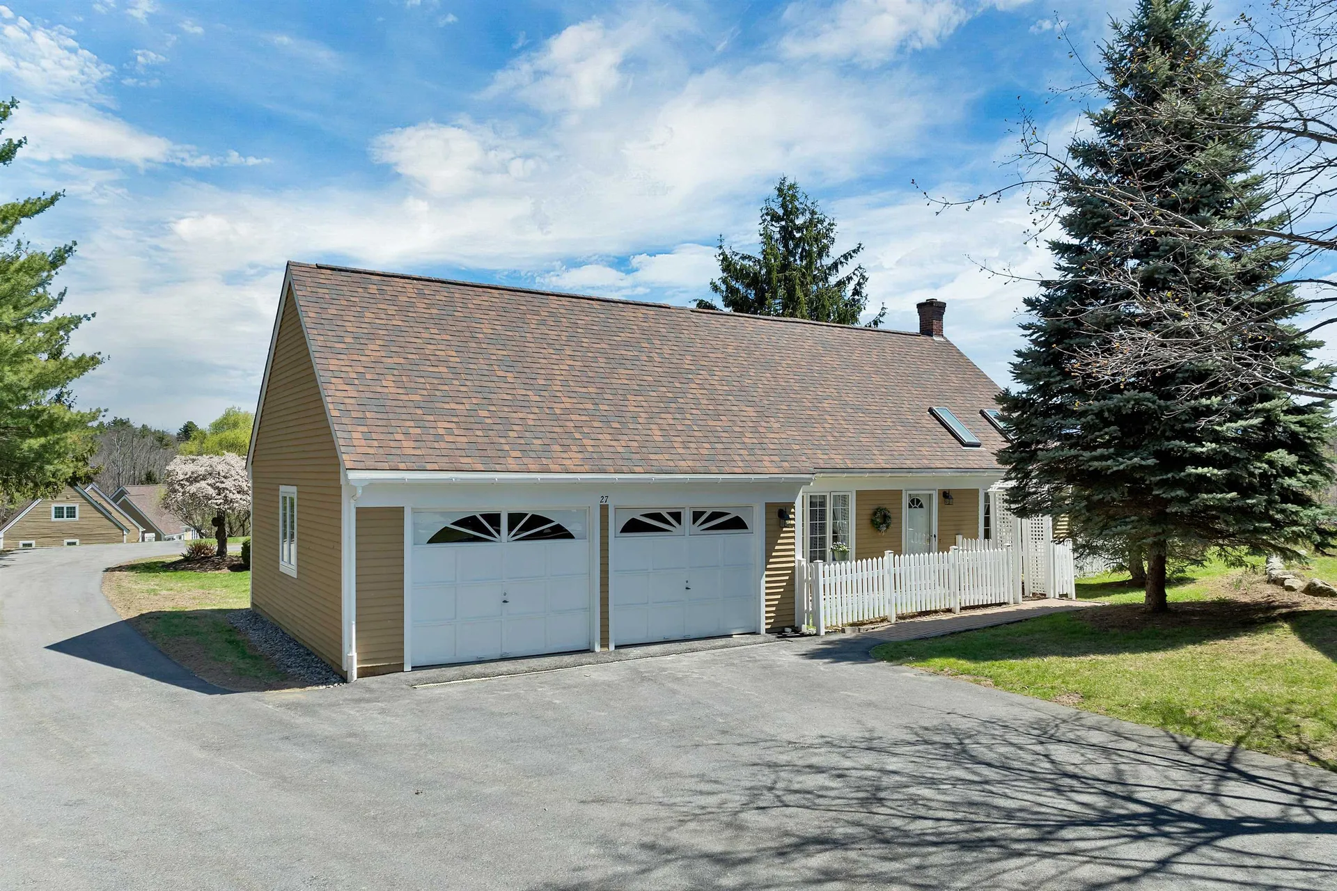 27 Harvest Lane Laconia NH 03246