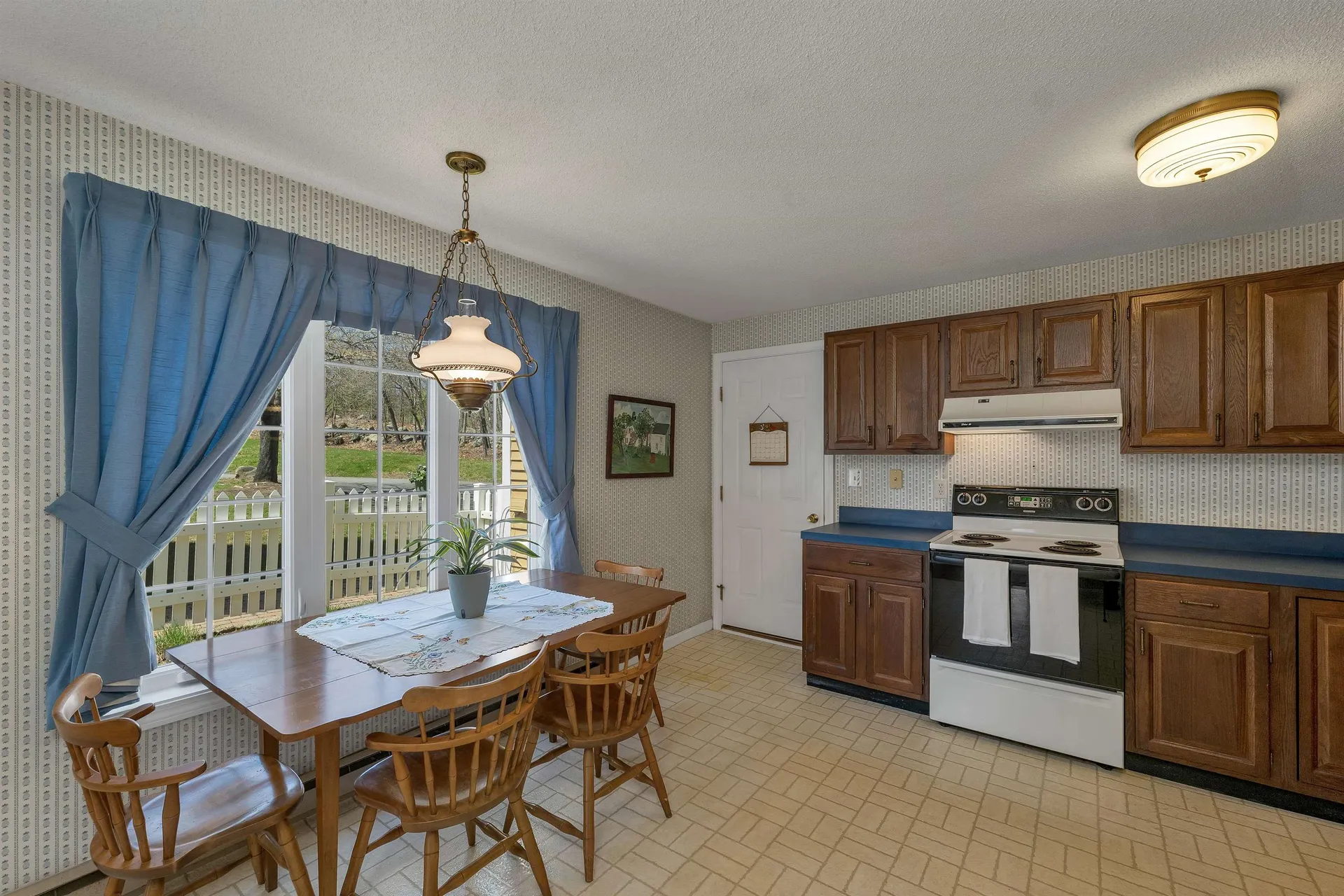 27 Harvest Lane Laconia NH 03246