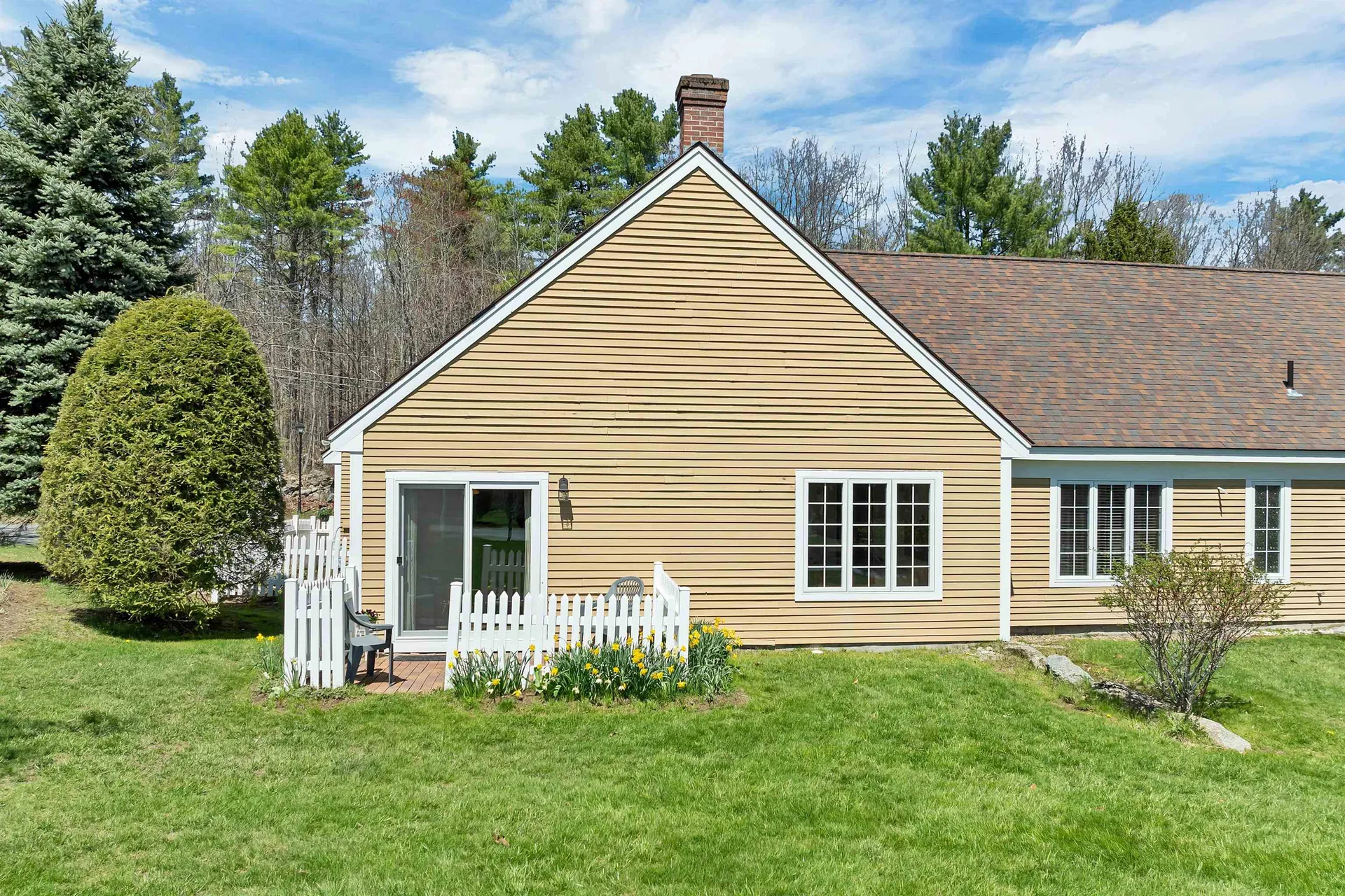 27 Harvest Lane Laconia NH 03246