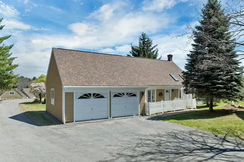 27 Harvest Lane Laconia NH 03246