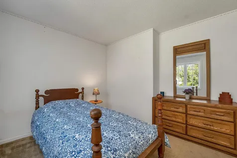 27 Harvest Lane Laconia NH 03246