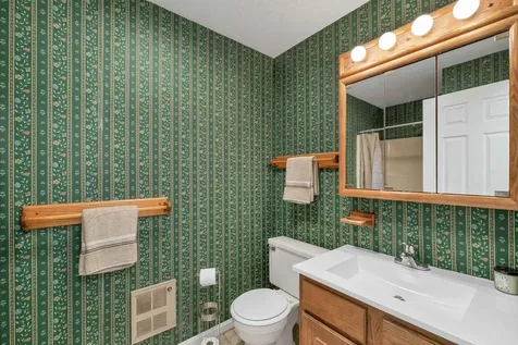 27 Harvest Lane Laconia NH 03246