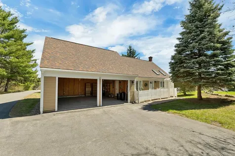 27 Harvest Lane Laconia NH 03246