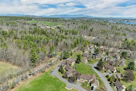 27 Harvest Lane Laconia NH 03246